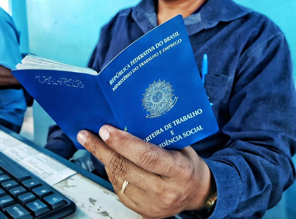 Baixada Santista  tem dezenas de vagas de emprego.