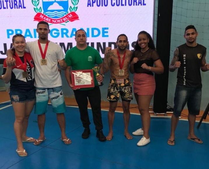 Atletas de Cubatão vencem o campeonato paulista de kickboxing.