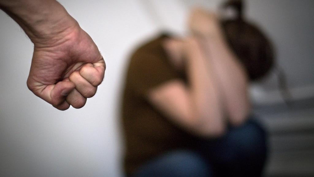 Convênio entre Prefeitura e OAB oferece justiça gratuita para mulheres vítimas de violência.