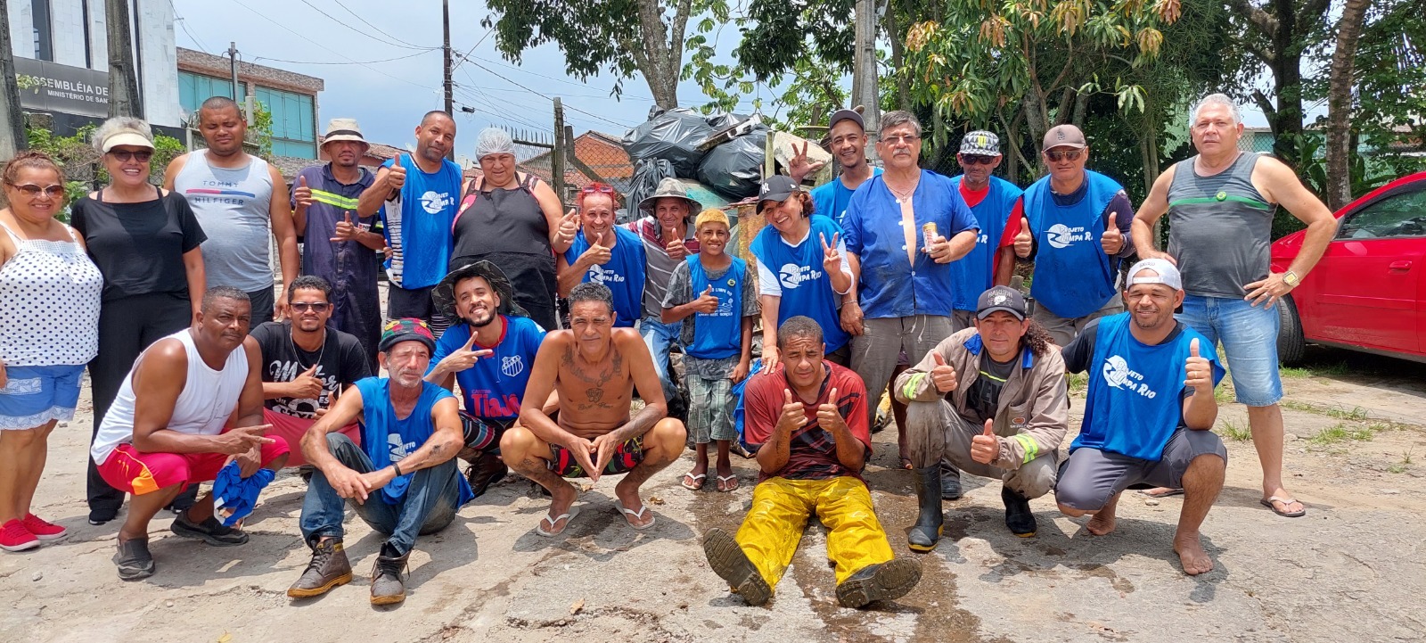 Pescadores artesanais realizam mais um Limpa Rio, neste domingo (16), em Cubatão.