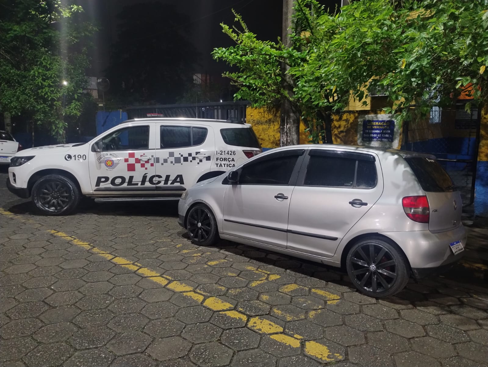 EM CUBATÃO, FORÇA TÁTICA  PRENDE 3  EM FLAGRANTE  POR ROUBO.