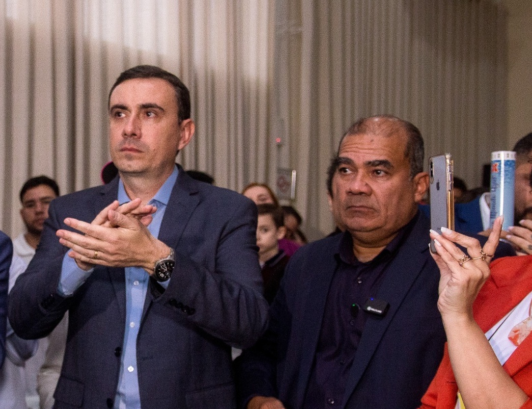 Na Foto: Rodrigo Alemão ( PSB) e Roxinho (Avante).