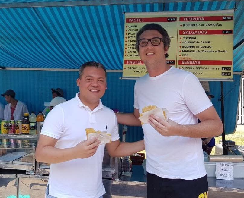 Deputado Paulo Corrêa à esquerda e Guilherme Bechara à direita.