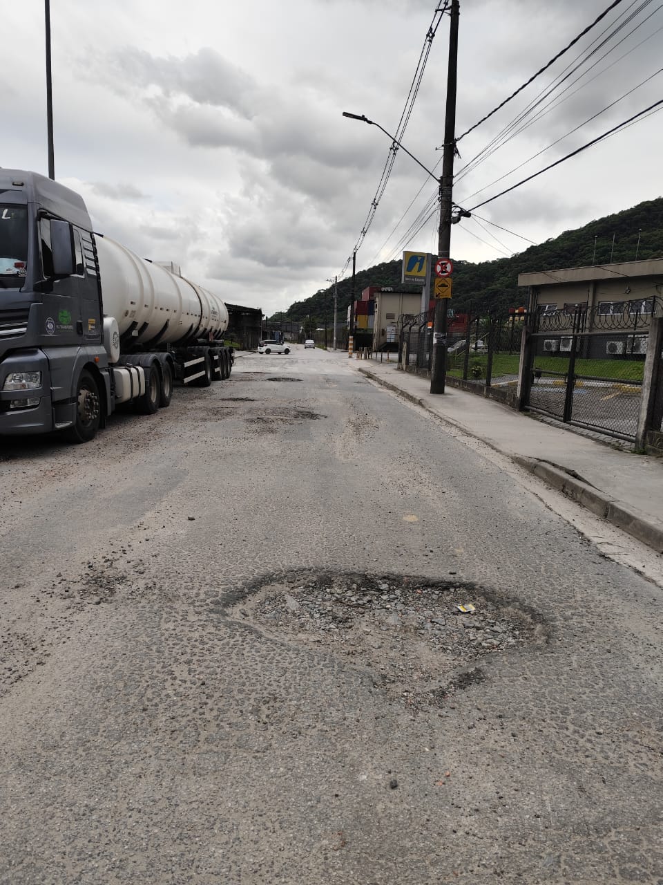 Rua Caminho do Pilões. Foto: reprodução.