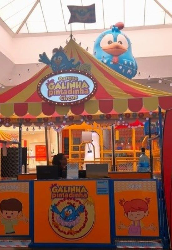Galinha Pintadinha Circus: atração inédita na região  encanta crianças no Litoral Plaza Praia Grande.